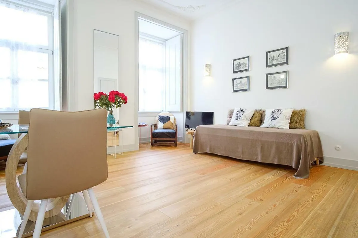 Superb Apartment In Historical Centre Lisbon